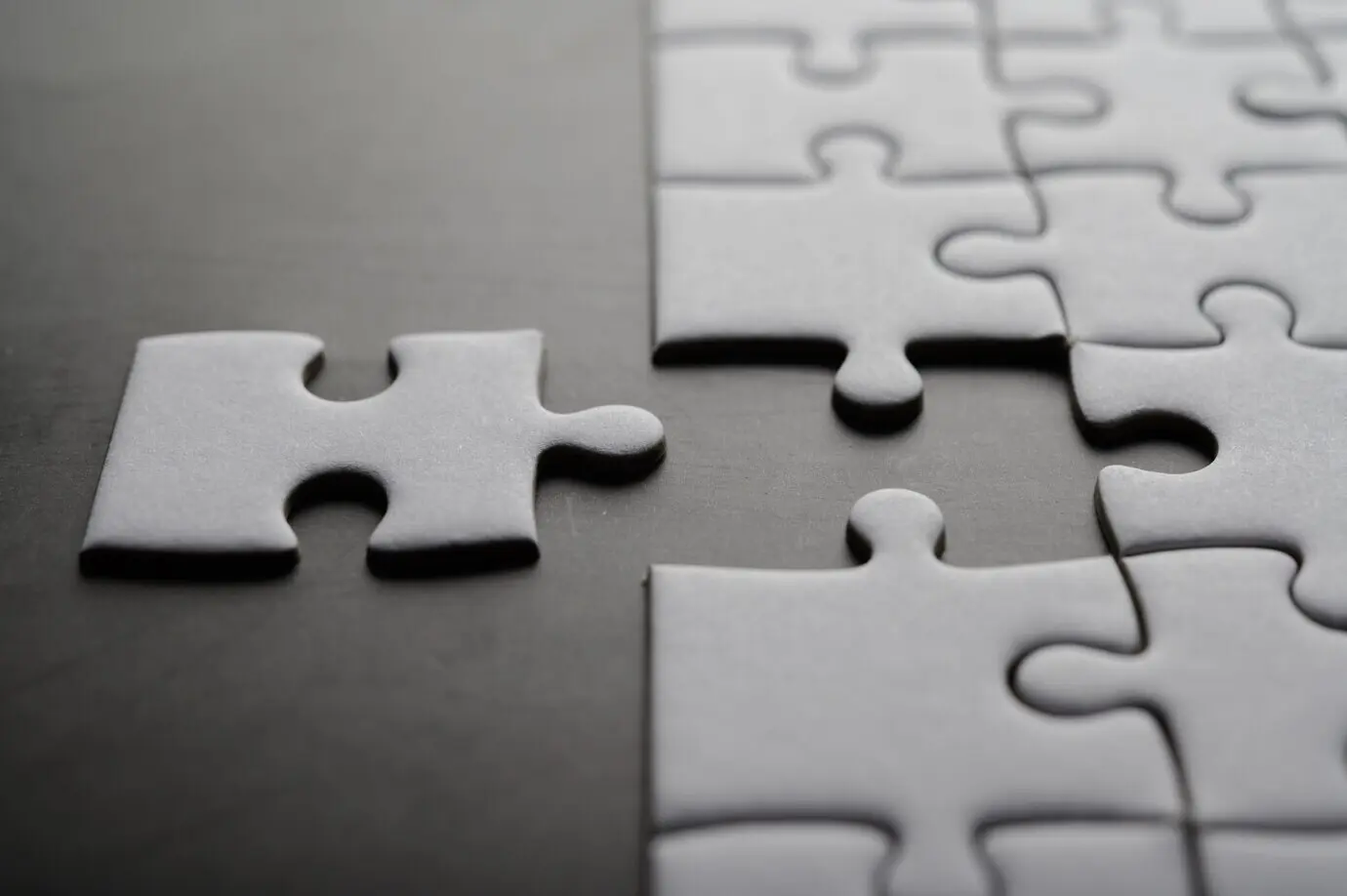 Пазл с отсутствующей деталью. Отсутствующие детали пазла.
